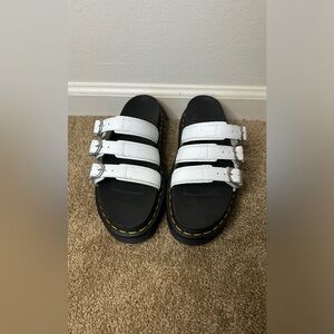 Dr. Matens White Strap Sandals Size 8US Women’s